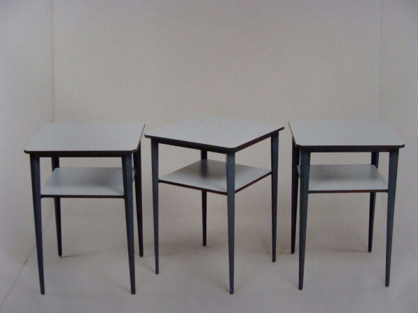 \"Friso Kramer Small Square Table\"ってこんなこと。_c0140560_10411933.jpg