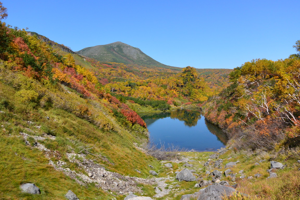 2015年9月『錦織りなす大雪山』  September 2015 \"Autumn Colour in Taisetsu Mountains\" _c0219616_7522876.jpg