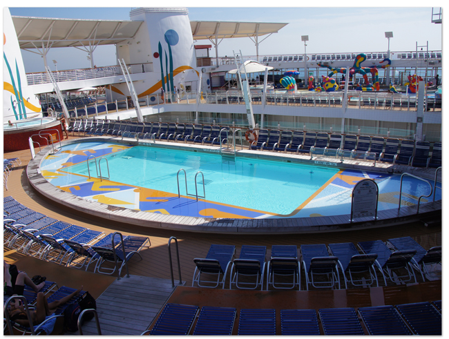 西地中海クルーズ(3) アリュール・オブ・ザ・シーズってどんな船?_d0210324_17561783.jpg