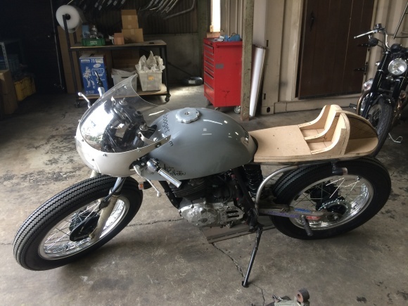 z400gp シングルシート テールカウル カフェレーサー z550gp