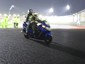 a0019747_23324390.gif