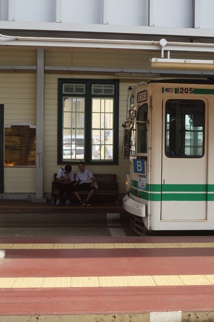 藤田八束の路面電車@熊本市内を楽しい電車が走る、熊本の路面電車はとっても素敵_d0181492_20061908.jpg