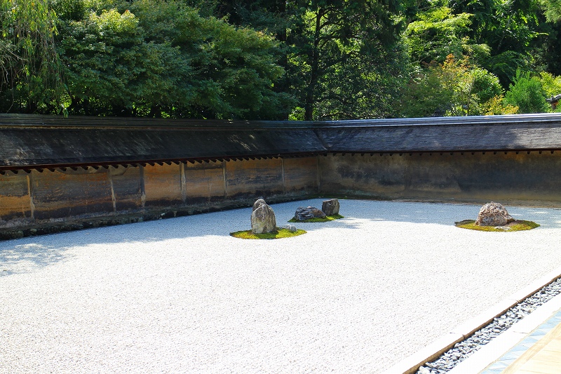 石庭で有名な『竜安寺』も観光客満載20150920_e0237645_17335288.jpg