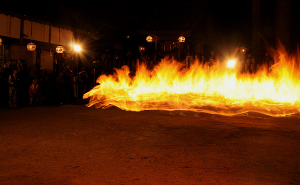 乙九日炎の祭典他_e0064375_15294796.jpg