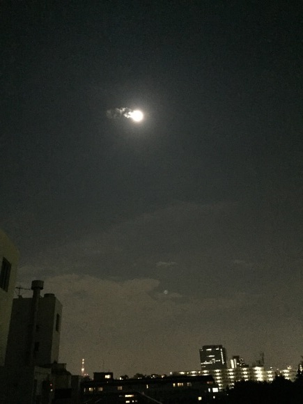 SＵＰＥＲ ＭＯＯＮ……月に祈りを_e0352281_21351196.jpg