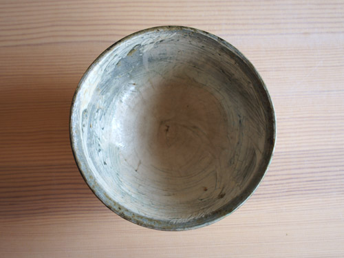 尾形アツシさんのヒビ粉引きと刷毛目の飯わん。_a0026127_18293547.jpg