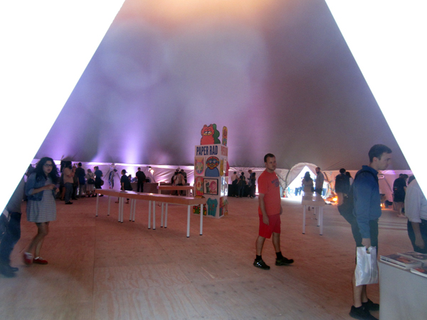 THE NY ART BOOK FAIR at PS1_FAIR SCENE_c0096440_6134959.jpg