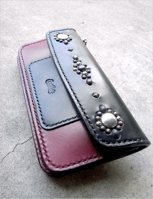 Trucker wallet Studs kustom_e0166142_1261821.jpg