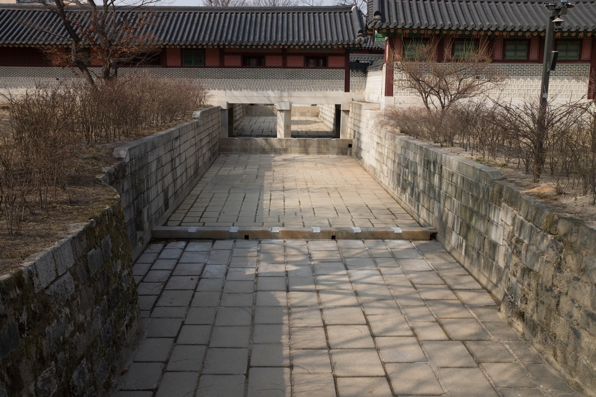 e0346322_21111983.jpg