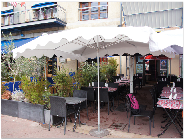 西地中海クルーズ(6) マルセイユ/ブイヤベースとプチトランとマンマ・ミーア！_d0210324_4374257.jpg