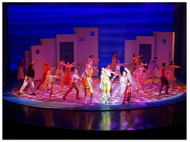 西地中海クルーズ(6) マルセイユ/ブイヤベースとプチトランとマンマ・ミーア！_d0210324_5464396.jpg