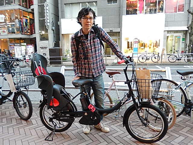 9月30日　渋谷　原宿　の自転車屋　FLAME bike前です_e0188759_1740369.jpg
