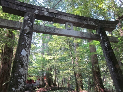 日光東照宮と二荒山神社本社・滝尾神社・中社_a0064067_21595475.jpg