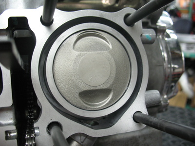 PCX156 WPCピストン エンジン完成 ⑥_e0114857_2365788.jpg
