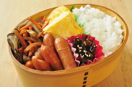 人参と舞茸の炒め煮弁当_b0171098_928409.jpg