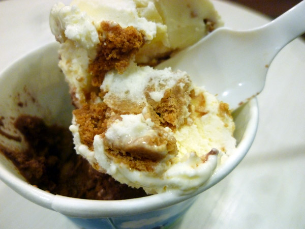 【閉店】Ben & Jerry\'s (ベン&ジェリーズ) 表参道ヒルズ店_c0152767_21362595.jpg