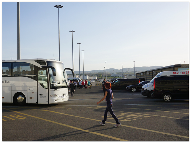 西地中海クルーズ(9) ローマ観光/コロッセオ_d0210324_13475132.jpg