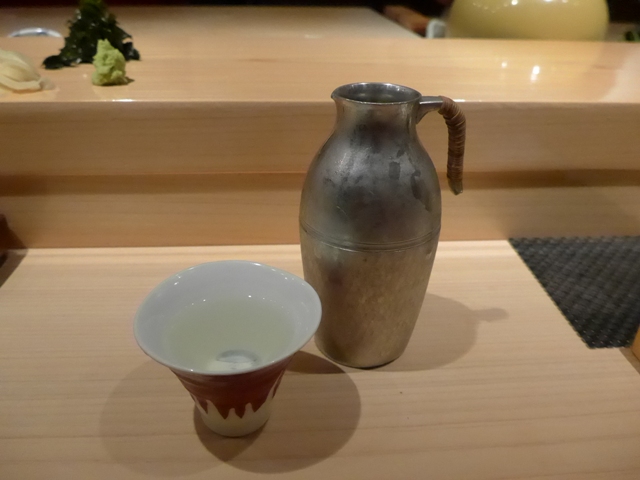 中目黒「鮨 尚充 たかみつ」へ行く。_f0232060_19232425.jpg