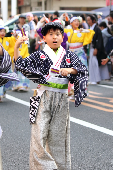 第62回よさこい祭り 本番1日目 ほにや その2_a0077663_8233784.jpg