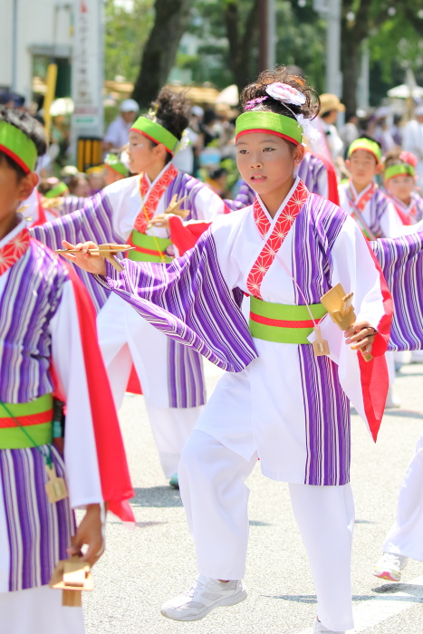 第62回よさこい祭り 本番2日目 陣 その4_a0077663_932505.jpg