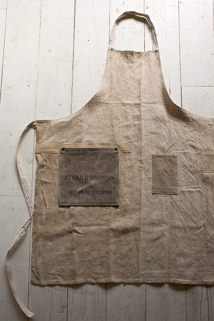 VINTAGE CLOTH APRON_a0124565_1946539.jpg