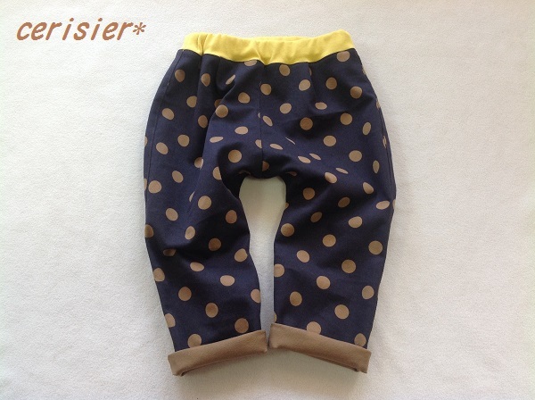 【minne】ドット柄でプチサルエルパンツ♪_d0324601_20154958.jpg