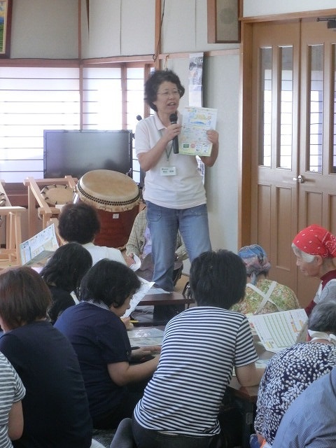 子どもから高齢者まで生涯青春! 駿河台三丁目の三世代交流「ありがとう会」_f0141310_735290.jpg