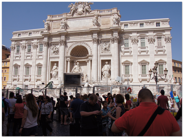 西地中海クルーズ(10) トレビの泉は泉なし!?_d0210324_43972.jpg