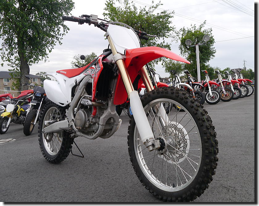 中古車輌　CRF250R_f0178858_20253021.jpg