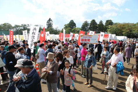 十和田が愛にあふれた２日間『Ｂ-１グランプリin十和田開催』_f0237658_17443157.jpg