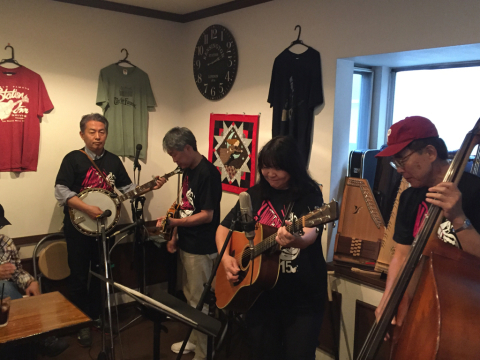 ルーツミュージック ライブ 越谷_d0225380_21295678.jpg