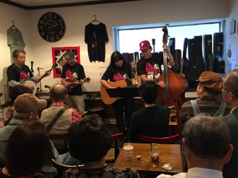 ルーツミュージック ライブ 越谷_d0225380_21295681.jpg