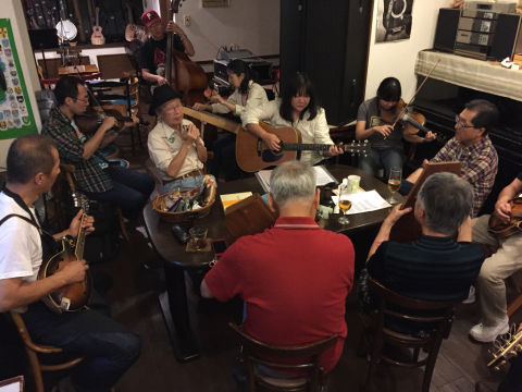 ルーツミュージック ライブ 越谷_d0225380_21335353.jpg