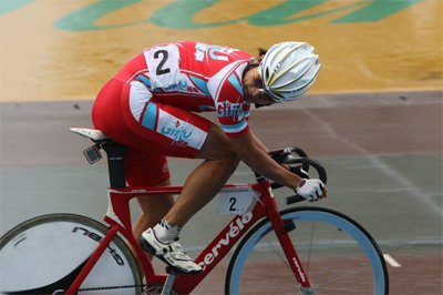 金栄堂サポート:鹿屋体育自転車競技部・橋本英也選手 和歌山国民体育大会ご報告&インプレッション!_c0003493_1541810.jpg