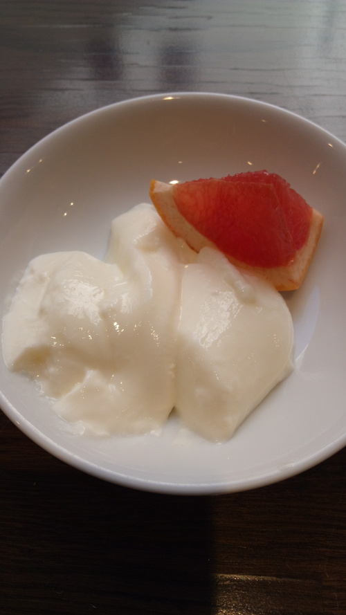 ホテルノルド小樽 朝食ブッフェ_f0076001_2363224.jpg