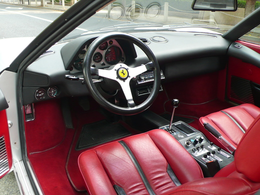 308GTB fiberglassの購入ポイント_a0129711_1071718.jpg