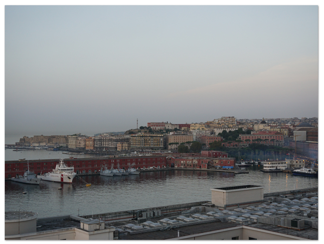 西地中海クルーズ(11) ナポリ寄港～アマルフィへ_d0210324_5151175.jpg