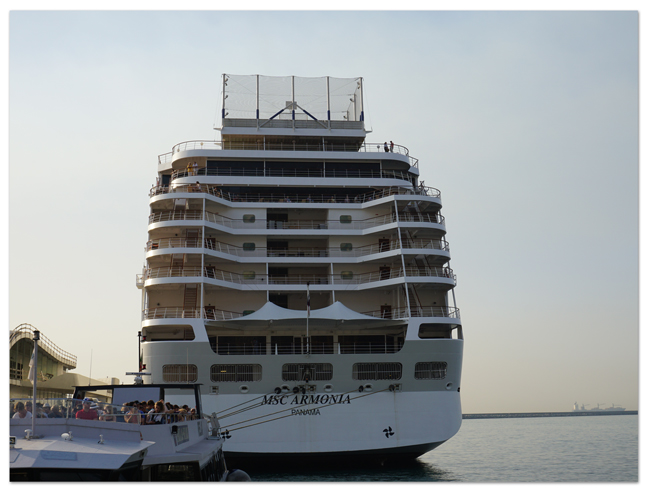 西地中海クルーズ(11) ナポリ寄港～アマルフィへ_d0210324_5585657.jpg