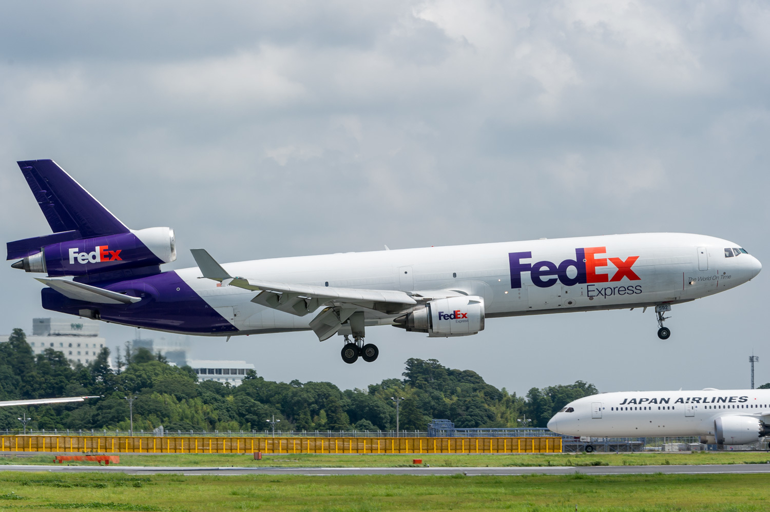 2015/8/15 成田空港_c0323551_21280608.jpg