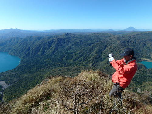  恵庭岳、10月7日－西峰まで編－_f0138096_23573629.jpg