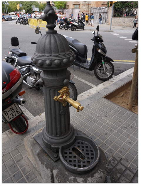 西地中海クルーズ(13) バルセロナぶらり散歩(その1)_d0210324_622632.jpg