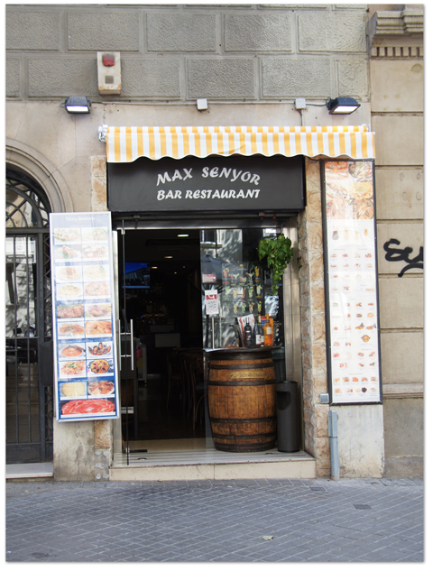 西地中海クルーズ(13) バルセロナぶらり散歩(その1)_d0210324_623303.jpg