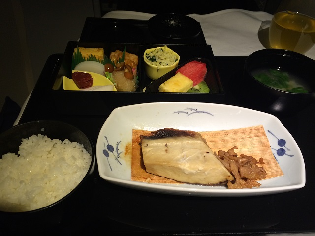 2015.GW NY旅行記 22  復路の空港と機内食_a0133679_2205497.jpg