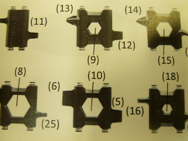 このパーツは一体・・？。