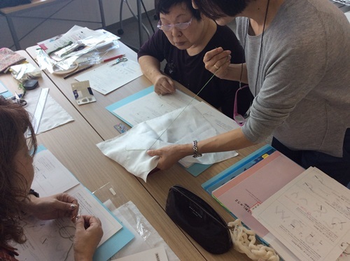 刺しゅう資格取得クラス 本科_c0357605_14325821.jpg