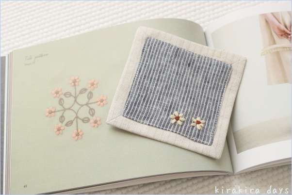 コースターに刺繍♪_f0354014_14160707.jpg