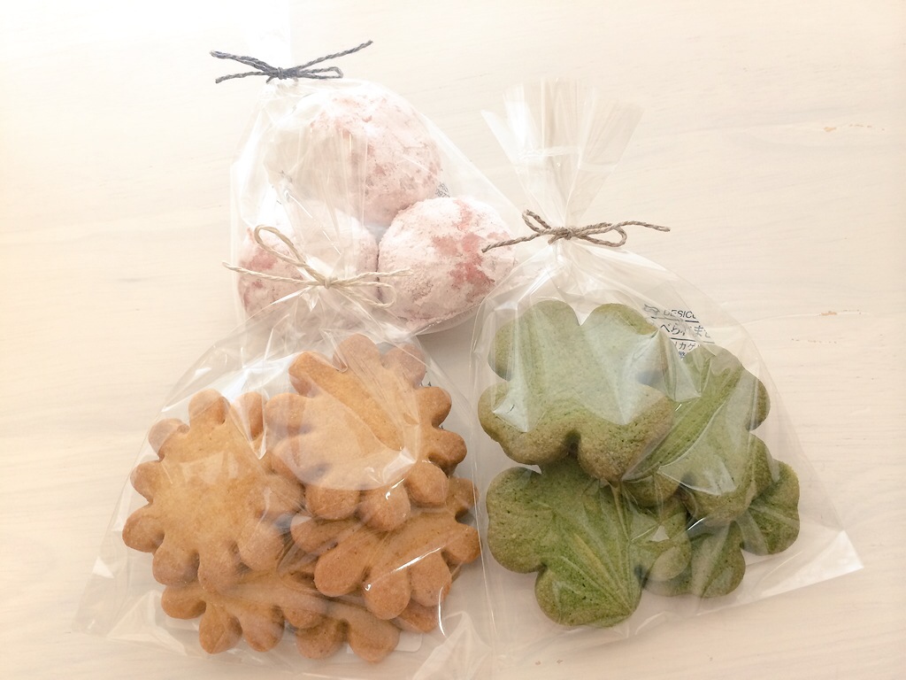 メリーメリークリスマスランドdiaさんとマゼランさん 焼き菓子 つばめどう日記 メリーメリークリスマスランドdiaさんとマゼランさん 焼き菓子 つばめどう日記