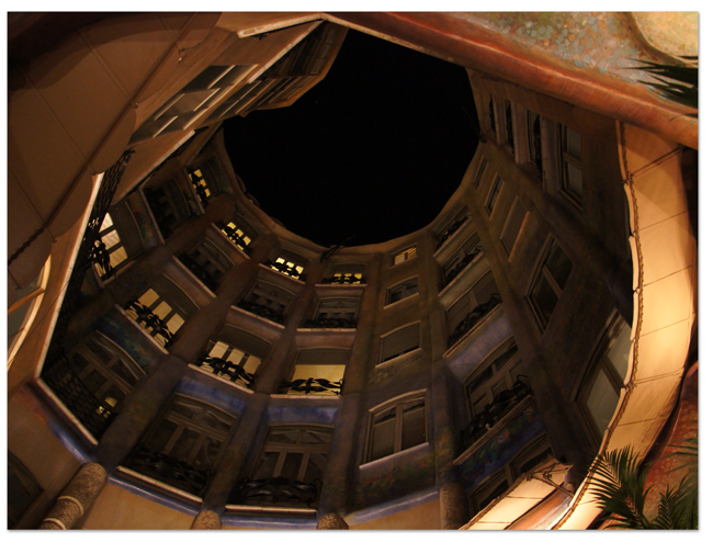 西地中海クルーズ(15) 「カサ・ミラ」食事付きナイトツアー_d0210324_722291.jpg