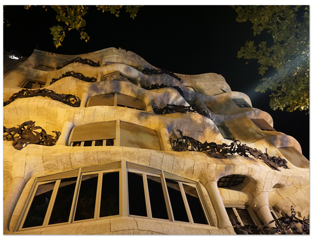 西地中海クルーズ(15) 「カサ・ミラ」食事付きナイトツアー_d0210324_734784.jpg