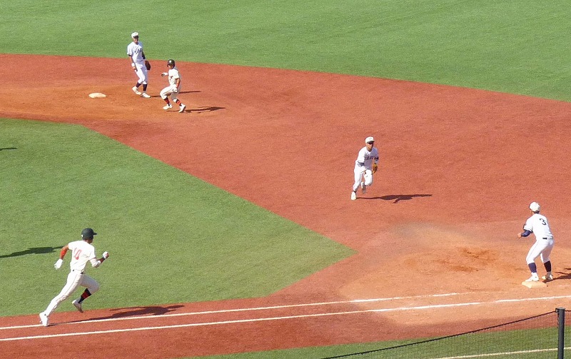 日本大対中央大 9月30日 東都大学野球1部 前半_b0166128_1654595.jpg